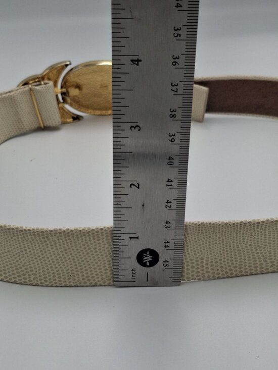 VTG 70s 80s Ornate  Gold-Tone Buckle Embossed Beige/Brown  Textured  Belt main image 4